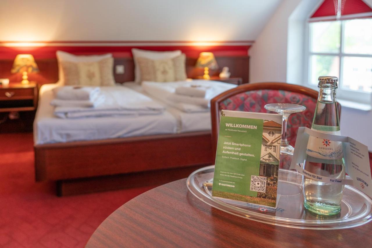 Parkhotel Neustadt Garni Buitenkant foto